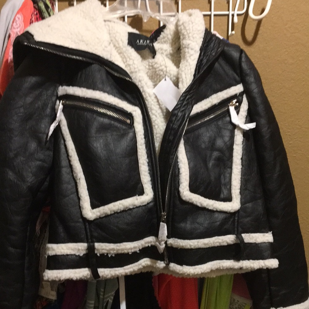 Brand New faux leather and Sherpa waist Jacket